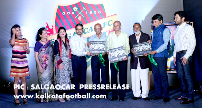 FOOTBALL BOOK RELEASE - SALGAOCAR SC